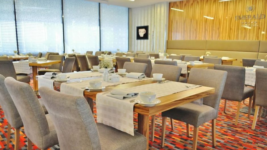 Emerald Hotel Restaurant