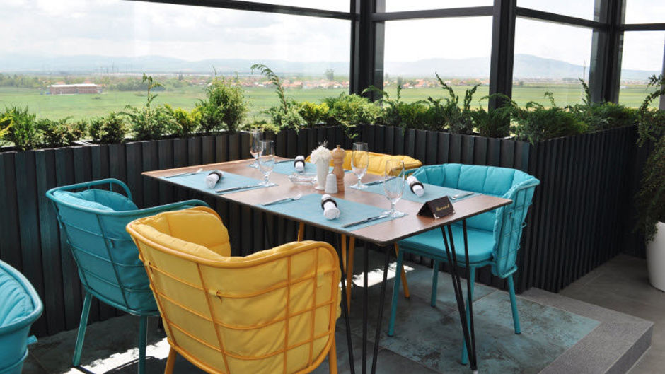 Emerald Hotel Restaurant