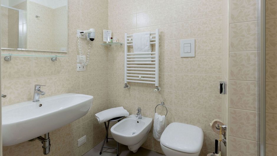 Hotel Cristina Room