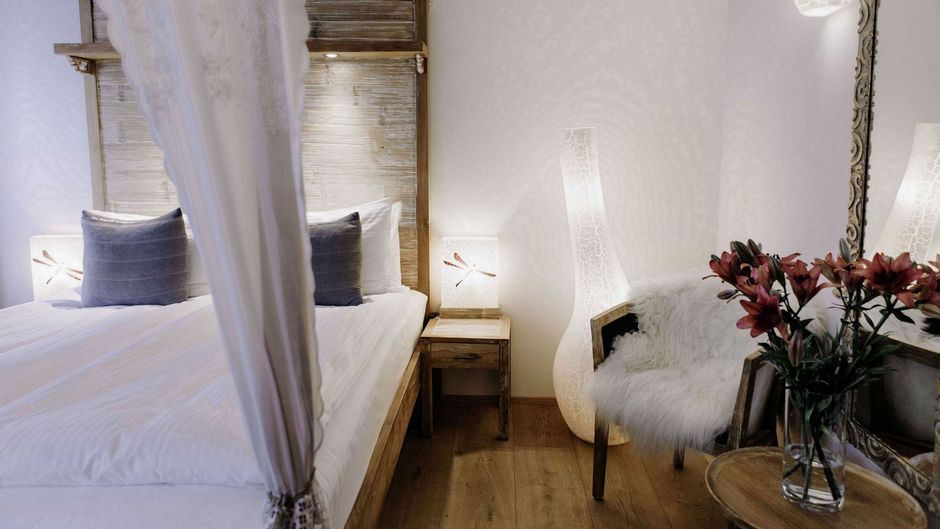 Eyja Guldsmeden Hotel Room
