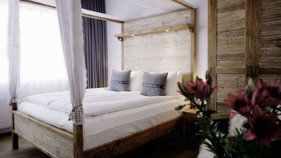 Eyja Guldsmeden Hotel Room