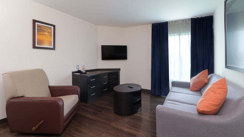 Candlewood Suites Celaya Suite