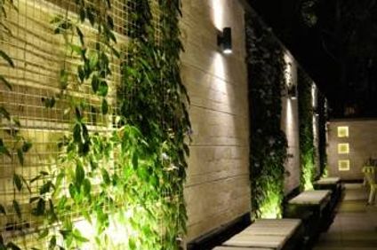 Zehneria Portico Hotel