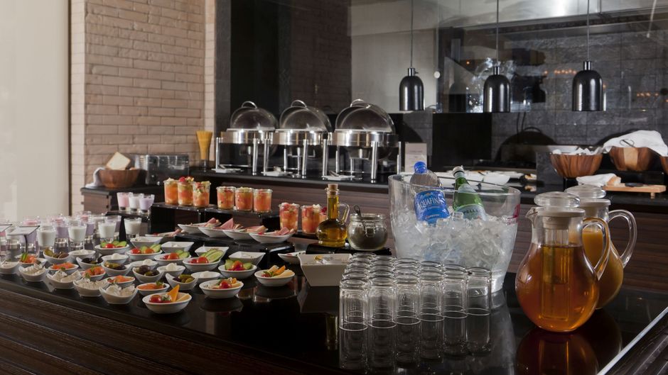 Al Qasr Metropole Hotel Restaurant