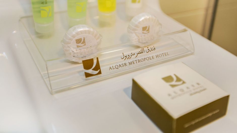 Al Qasr Metropole Hotel Room