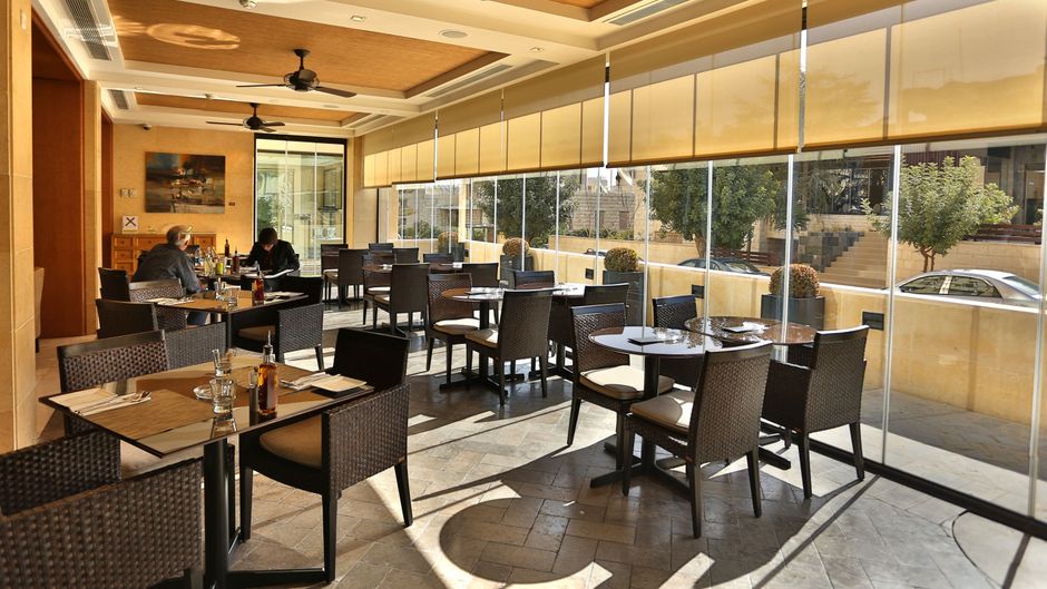 Al Qasr Metropole Hotel Restaurant