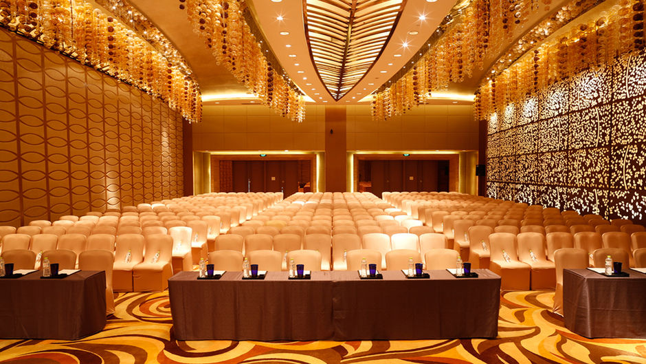 Crowne Plaza Wing On City Zhongshan Ballroom