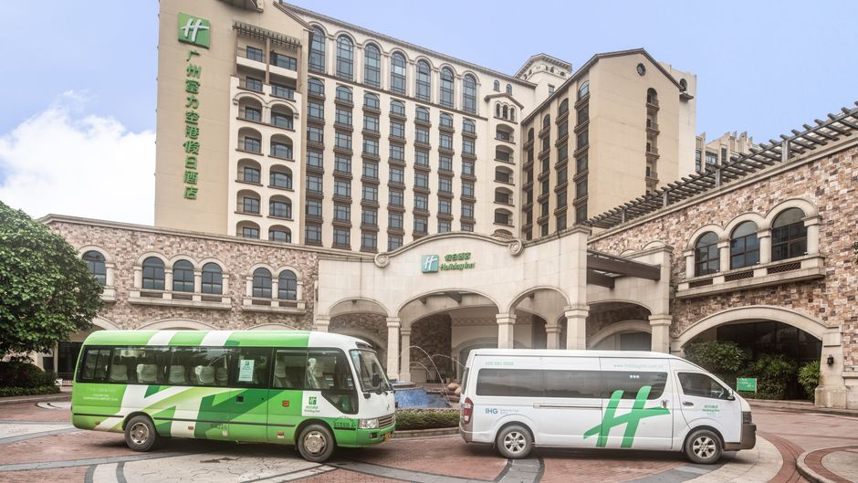 Holiday Inn Airport Guangzhou Exterior