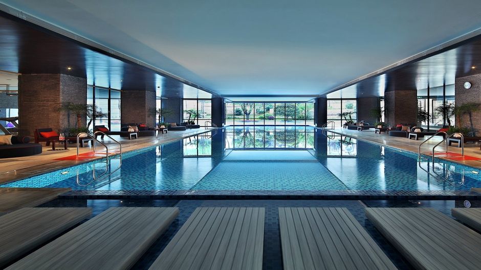 Crowne Plaza Chengdu West Pool