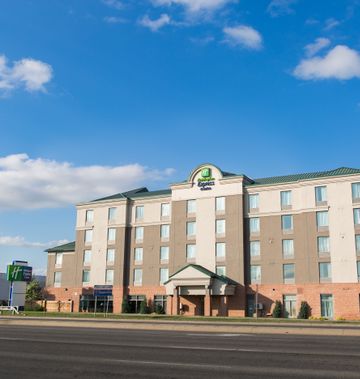 Holiday Inn Express & Suites Brampton
