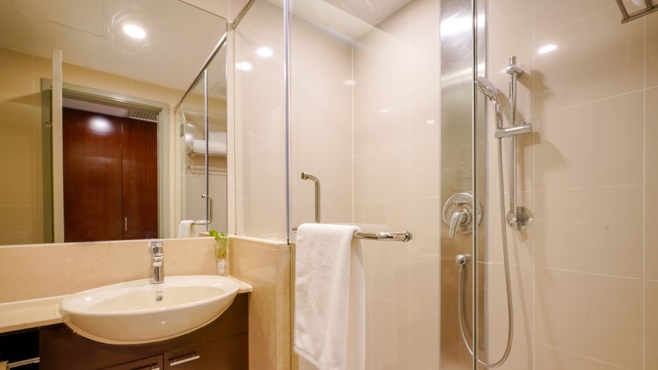 Holiday Inn Shanghai Vista Room