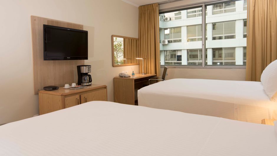 Holiday Inn Montevideo Room