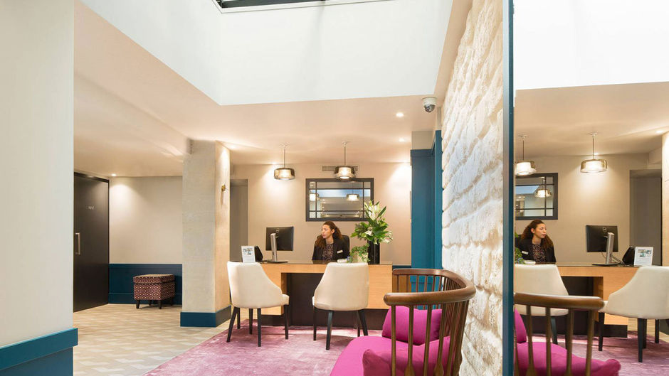 Hotel Les Matins de Paris Lobby