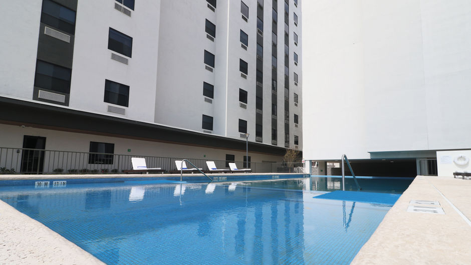 Holiday Inn & Suites Monterrey Apodaca Pool