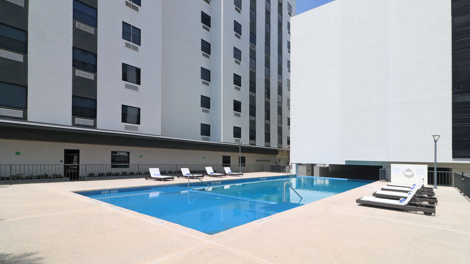 Holiday Inn & Suites Monterrey Apodaca Pool