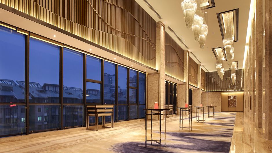 Crowne Plaza Yibin Lobby