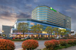 Holiday Inn Express East Station