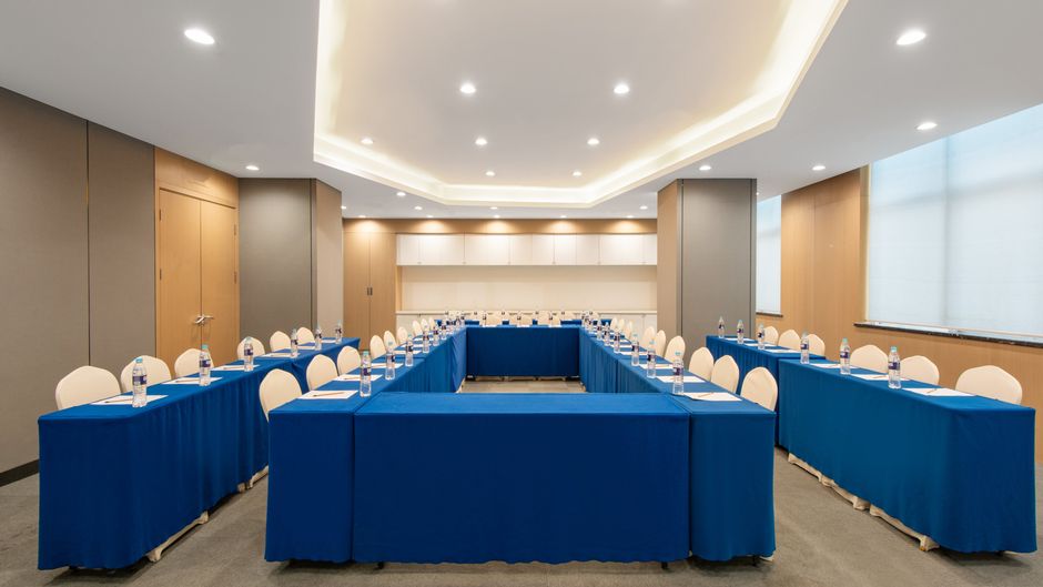 Holiday Inn Express Jinan Sports Center Meeting