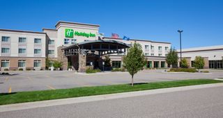 Holiday Inn & Convention Center