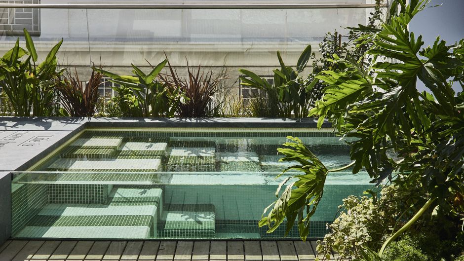 Gorgeous George Hotel Pool