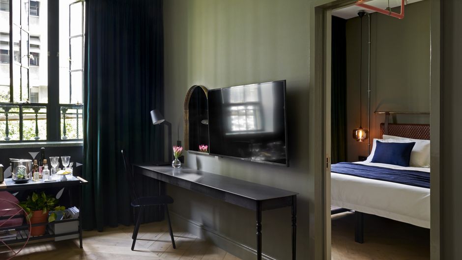 Gorgeous George Hotel Suite