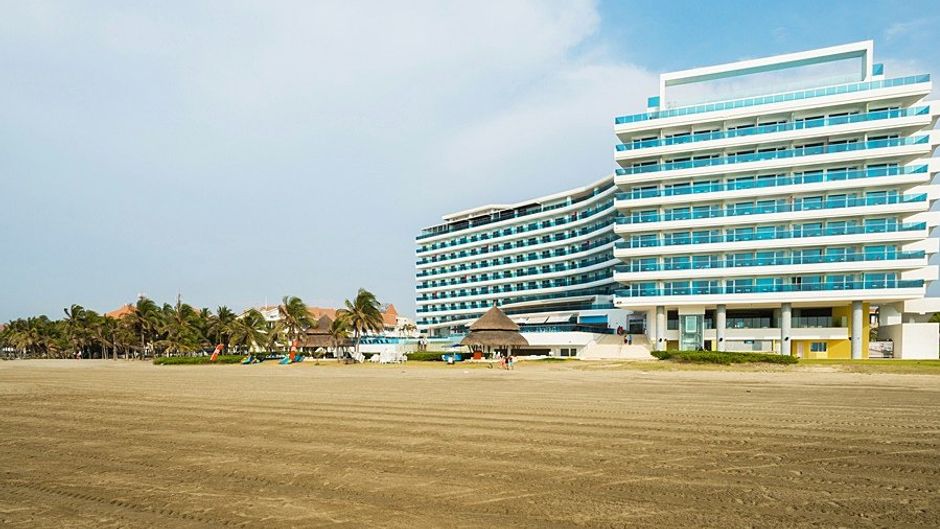 Las Americas Torre Del Mar Hotel Exterior