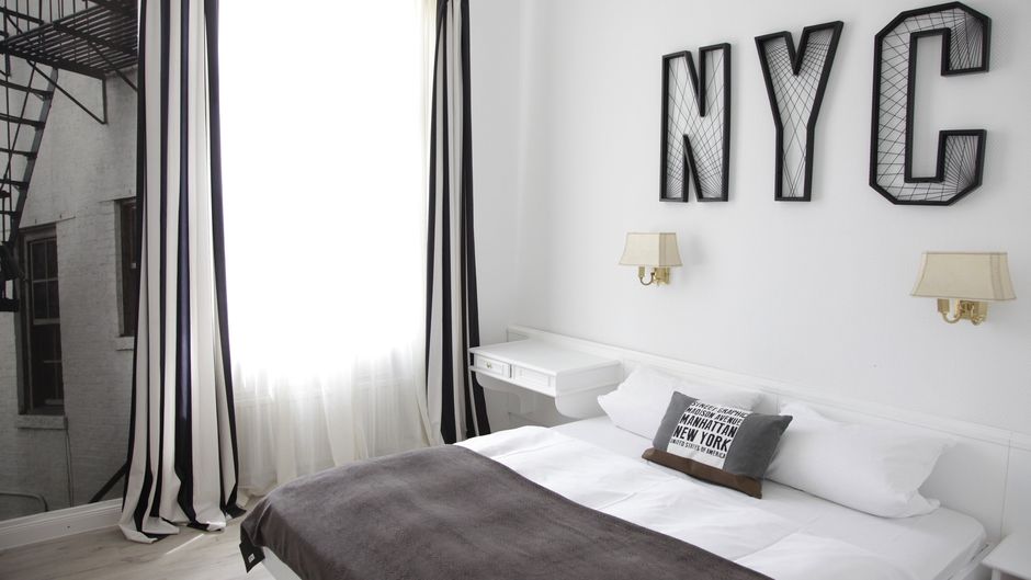 Hotel Krone Room
