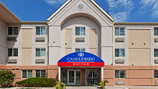 Candlewood Suites Wichita Airport