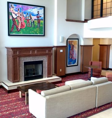 Holiday Inn Express Hotel & Suites