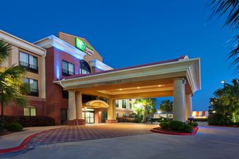 Holiday Inn Express Wharton