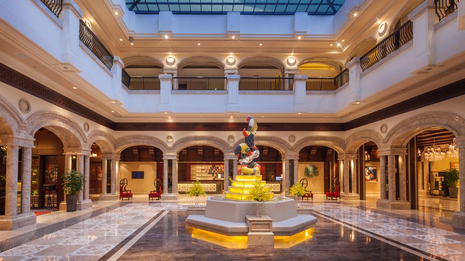 Holiday Inn Airport Guangzhou Lobby