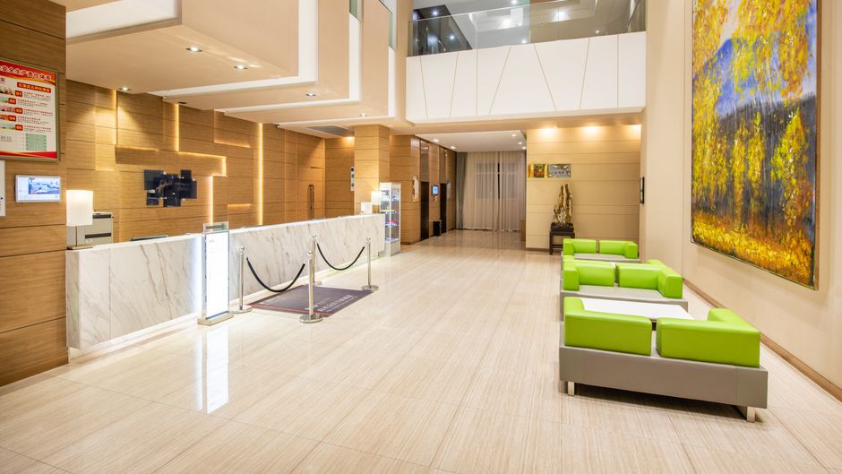 Holiday Inn Express Ordos Dong Lobby
