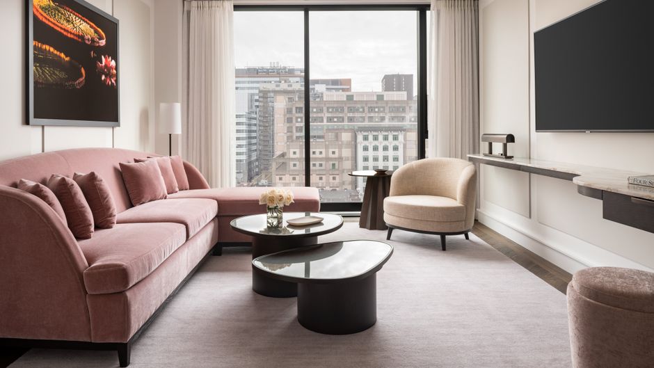 Four Seasons Hotel Montreal Room