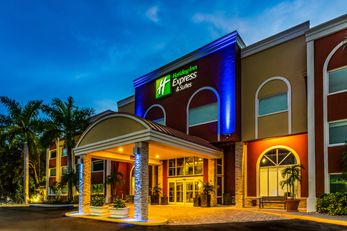 Holiday Inn Express/Stes Bradenton West