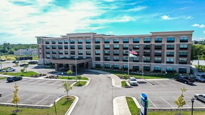 Holiday Inn Express/Suites Elizabethtown