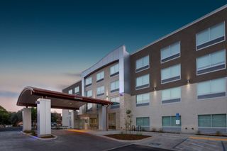 Holiday Inn Express & Suites Chico