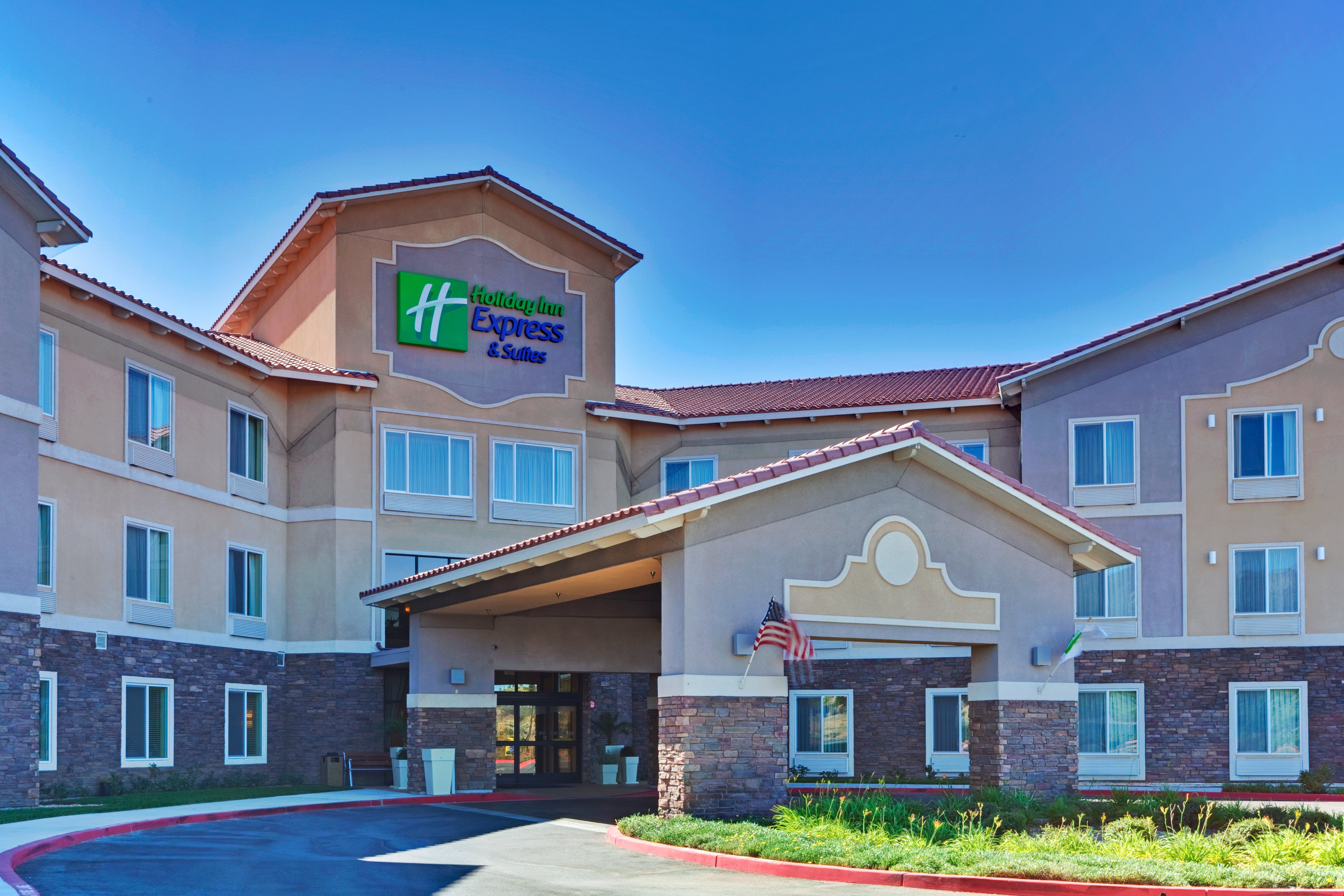 Holiday Inn Express Hotel Suites Tourist Class Beaumont CA