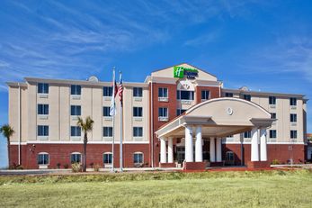 Holiday Inn Express & Suites