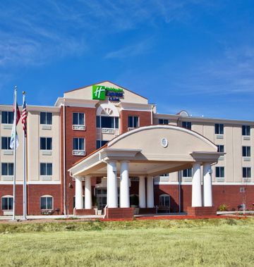 Holiday Inn Express & Suites