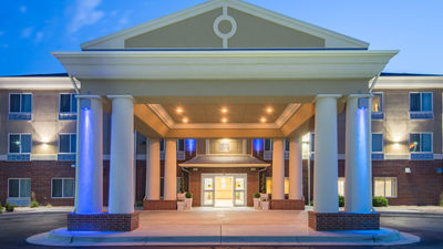 Holiday Inn Express Hotel & Suites