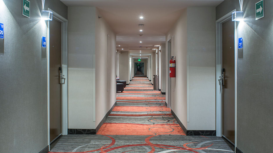 Holiday Inn Express & Suites Juventud Lobby