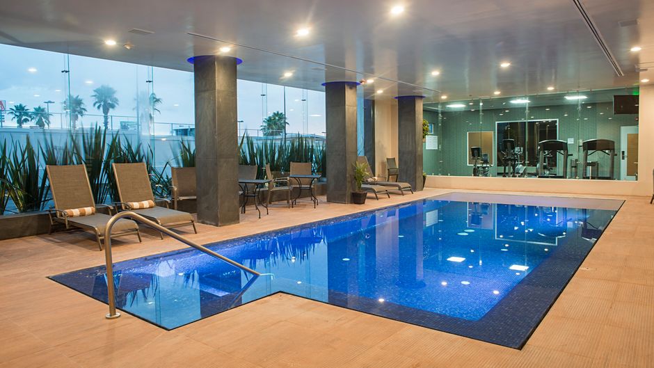 Holiday Inn Express & Suites Juventud Pool
