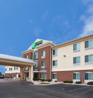 Holiday Inn Express & Suites Cincinnati