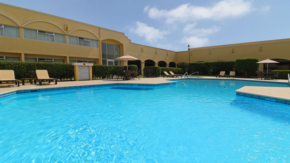 Holiday Inn Monterrey Norte Pool