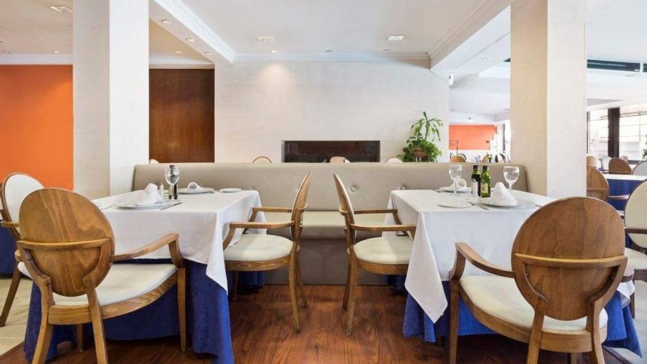 Osuna Hotel Restaurant