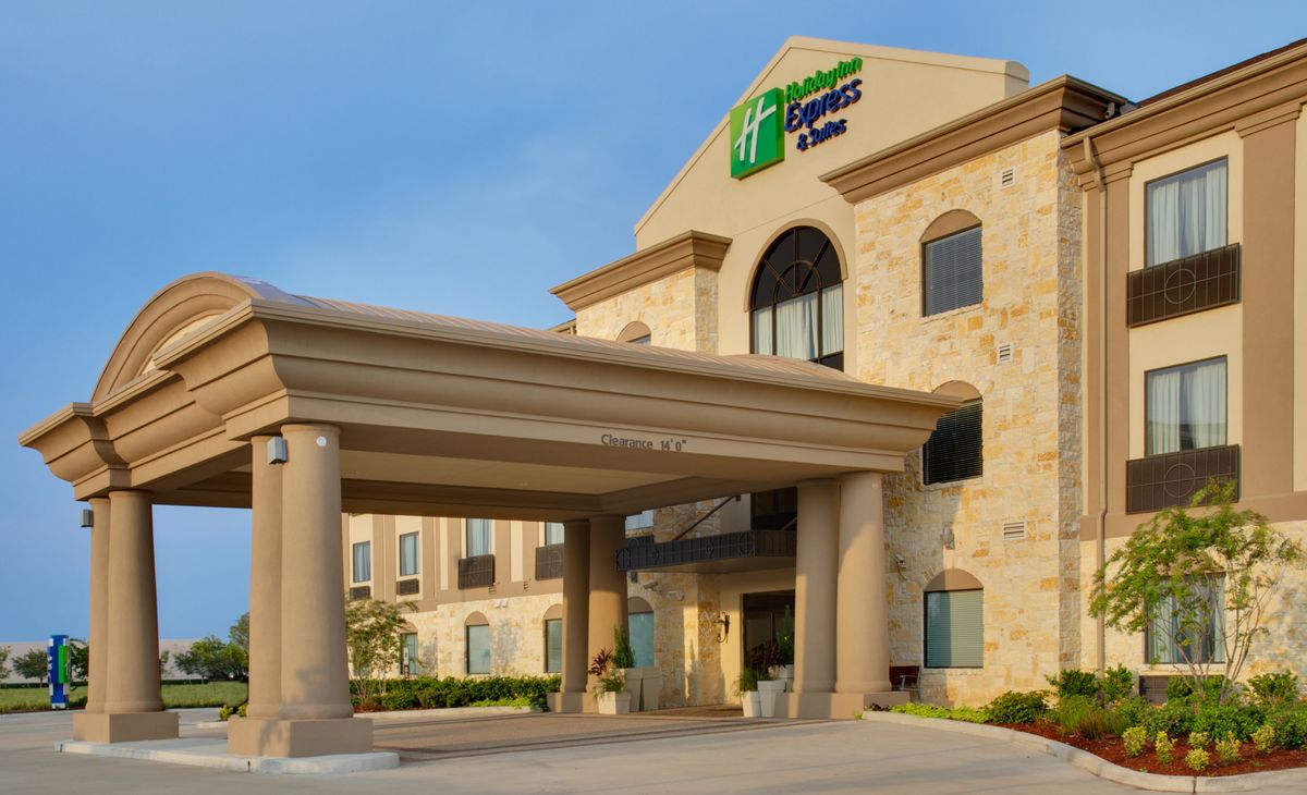 Holiday Inn Express and Staybridge Suites Opens at Houston Galleria