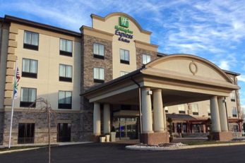 Holiday Inn Express & Suites Butler