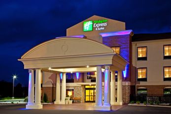 Holiday Inn Express Hotel & Suites