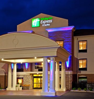 Holiday Inn Express Hotel & Suites