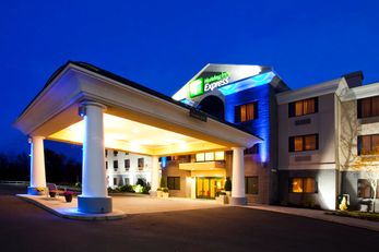 Holiday Inn Express Syracuse Airport